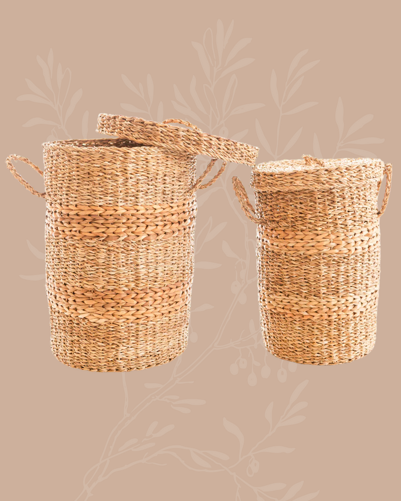 Natural Lidded Round Laundry Basket
